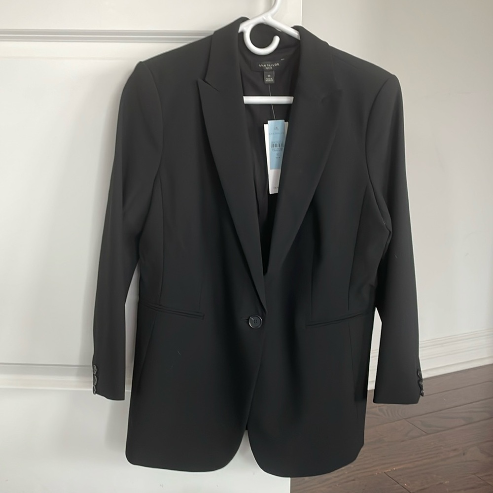 NWT Ann Taylor Blazer size 10 Petite